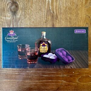 NIB Crown Royal 2 whiskey glasses w/ spherical ice mold boxed set